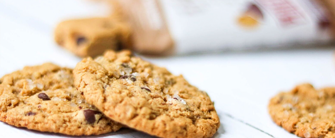 Dark Chocolate Peanut Butter Oatmeal Cookies with Sea Salt